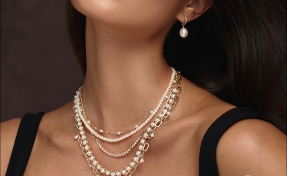 How to Choose the Right Necklace Length for Every Neckline