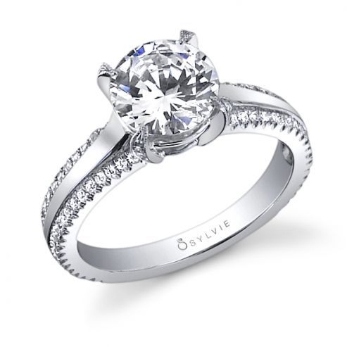 MARYVONNE - UNIQUE SOLITAIRE ENGAGEMENT RING